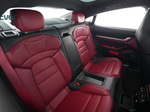 Used 2022 Porsche Taycan 4S AWD/4WD image 5