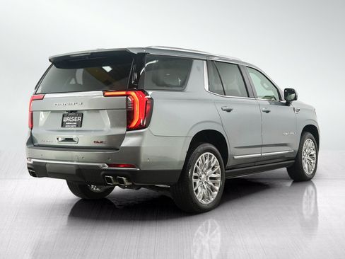 Used 2025 GMC Yukon Denali w/ Sun & Power Step Package AWD/4WD image 5
