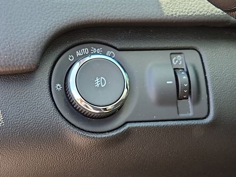 Used 2016 Buick Regal Premium AWD/4WD image 25