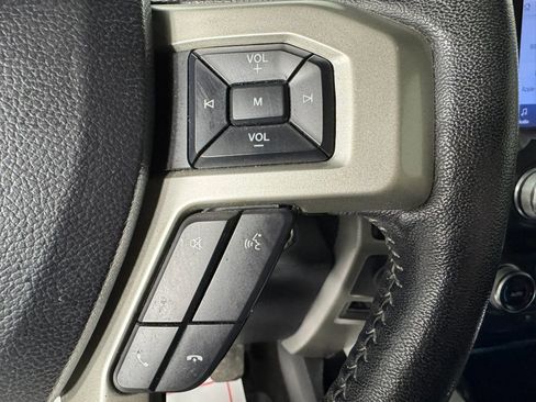 Used 2020 Ford F150 Lariat w/ Equipment Group 502A Luxury image 16