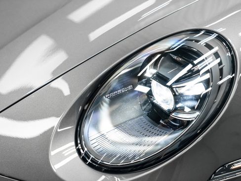 Used 2023 Porsche 911 Cabriolet image 26