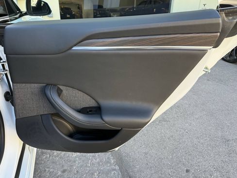 Used 2021 Tesla Model S Long Range AWD/4WD image 29