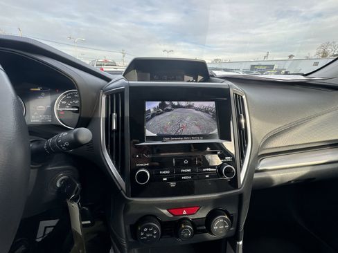 Used 2019 Subaru Forester Premium w/ All-Weather Package image 15