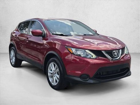 Used 2019 Nissan Rogue Sport S w/ Appearance Package FWD image 3