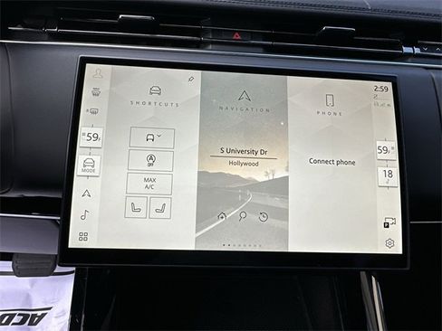 Used 2025 Land Rover Range Rover Sport SE image 23