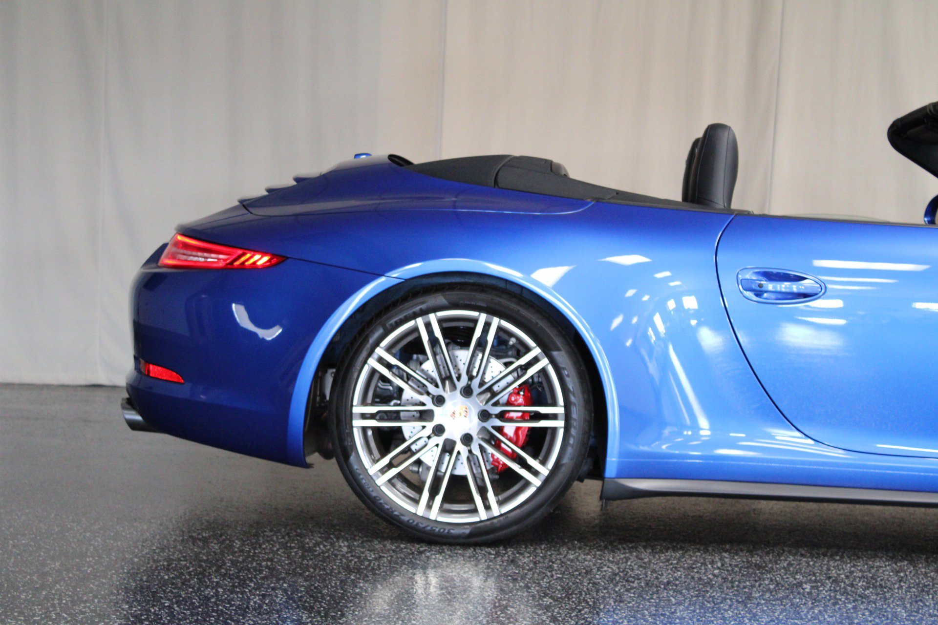 Used 2016 Porsche 911 Carrera 4S AWD/4WD image 8