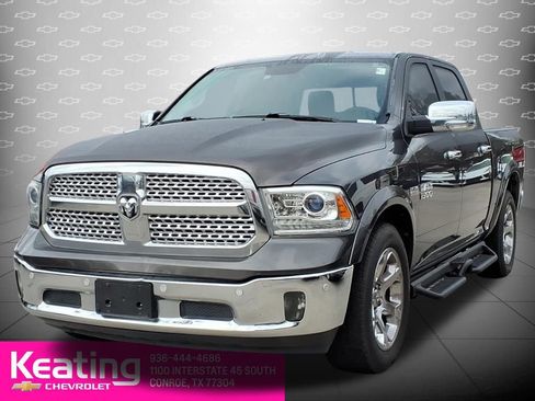 Used 2017 RAM 1500 Laramie w/ Convenience Group image 8