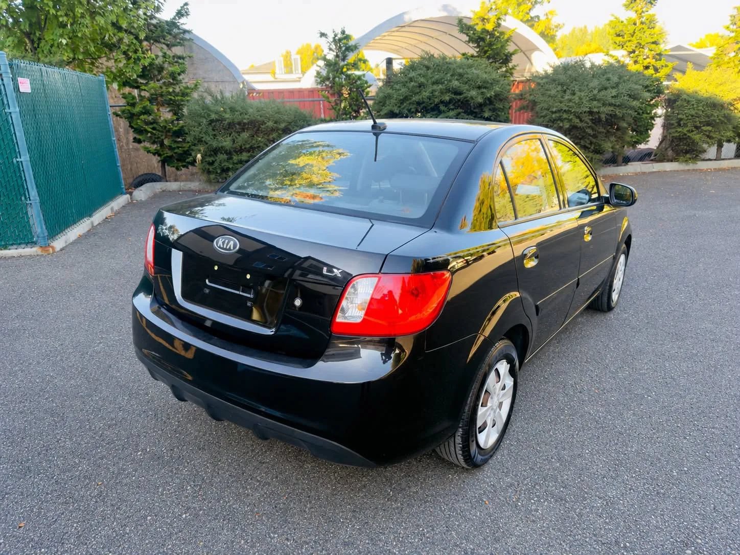 Used 2011 Kia Rio LX FWD image 4