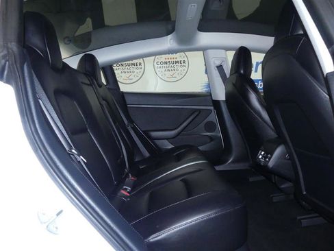 Used 2023 Tesla Model 3 Performance image 20