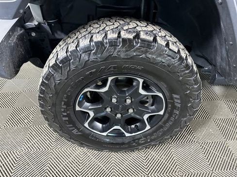 Used 2023 Jeep Wrangler Unlimited Rubicon 4xe image 9