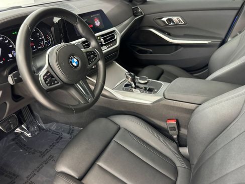 Used 2020 BMW 330i Sedan w/ M Sport Package RWD image 4