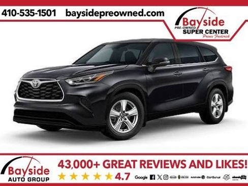 Used 2023 Toyota Highlander LE AWD/4WD image 1