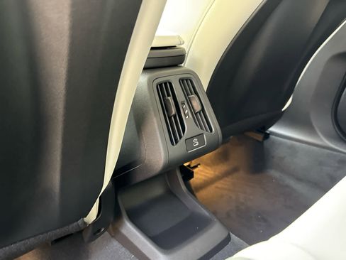 New 2026 BMW X1 xDrive28i w/ M Sport Package image 18