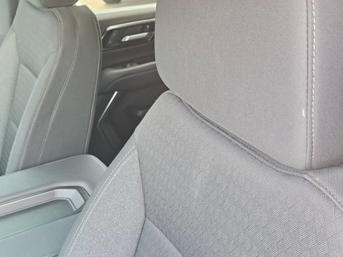 Used 2025 Chevrolet Tahoe LS RWD image 22