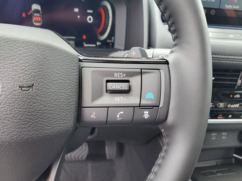 New 2025 Nissan Rogue Platinum w/ Platinum Premium Package image 21