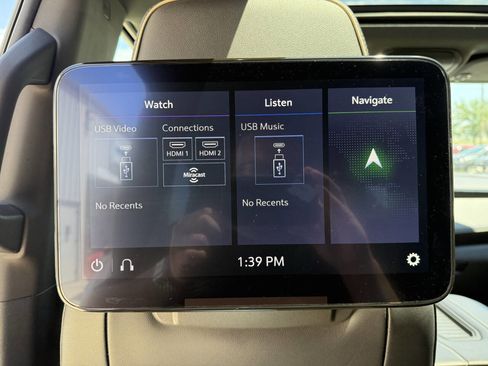 Used 2021 GMC Yukon SLT w/ SLT Luxury Plus Package AWD/4WD image 31