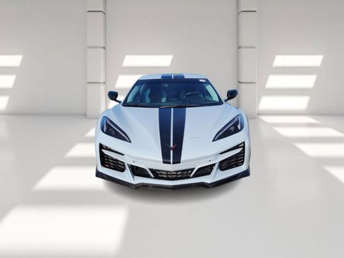 Used 2023 Chevrolet Corvette Z06 w/ Engine Appearance Package image 2