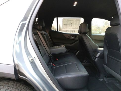 New 2026 Chevrolet Equinox LT w/ Convenience Package II image 28