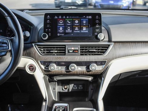 Used 2022 Honda Accord Touring image 13