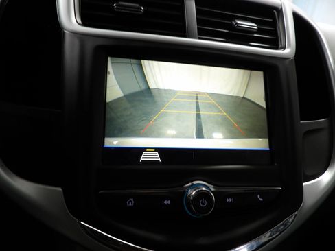 Used 2019 Chevrolet Sonic LT FWD image 21