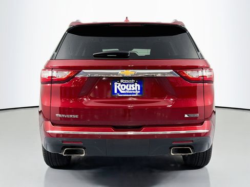 Used 2018 Chevrolet Traverse Premier w/ Driver Confidence II Package FWD image 6