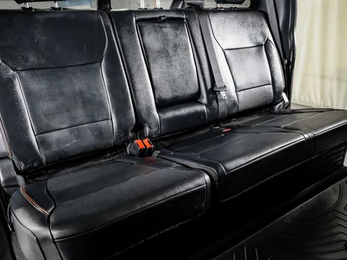 Used 2024 Ford F250 Lariat w/ Black Appearance Package AWD/4WD image 31