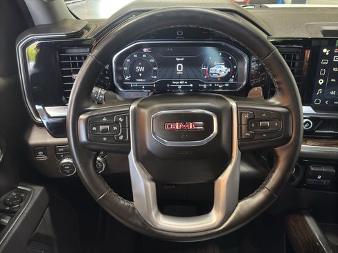 Used 2025 GMC Sierra 1500 Elevation w/ X31 Off-Road Package AWD/4WD image 25