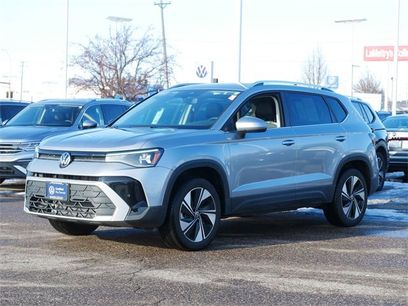 Certified 2025 Volkswagen Taos SE