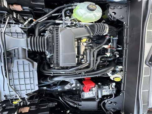 New 2026 Ford Maverick Lariat w/ Black Appearance Package image 10