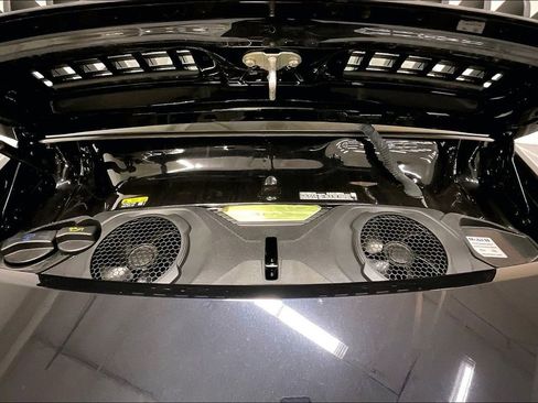 Used 2024 Porsche 911 Carrera 4S w/ Premium Package image 15