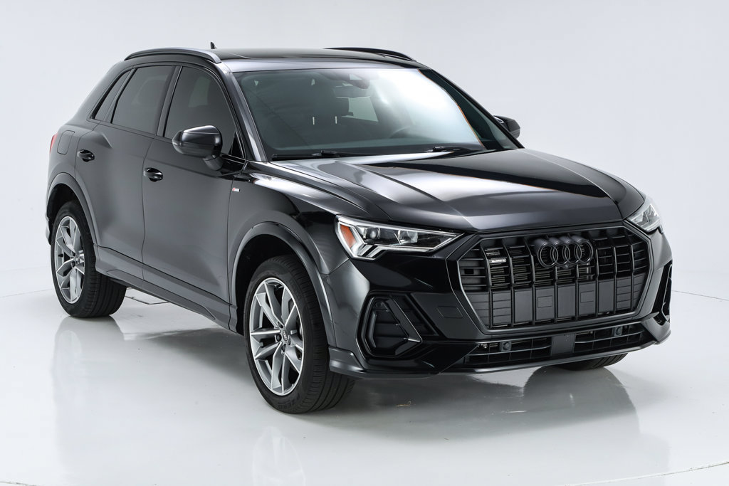 Used 2023 Audi Q3 2.0T Premium Plus w/ Premium Plus Package AWD/4WD image 22