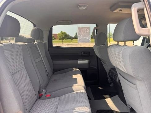 Used 2008 Toyota Tundra 4x4 CrewMax image 27
