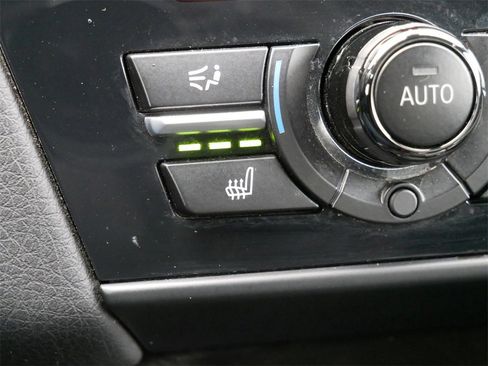 Used 2018 BMW 650i xDrive Convertible image 21