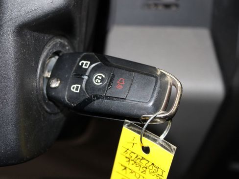 Used 2016 Ford F150 XLT w/ Equipment Group 302A Luxury image 28