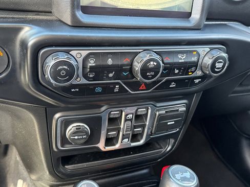 Used 2021 Jeep Wrangler Unlimited Sahara w/ Cold Weather Group image 32