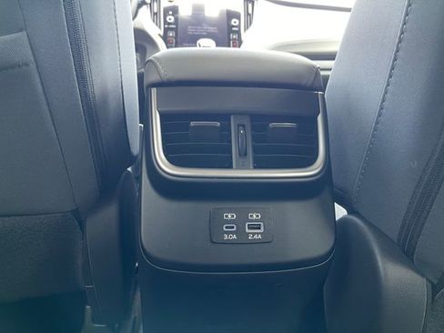 Used 2024 Subaru Outback Premium AWD/4WD image 19
