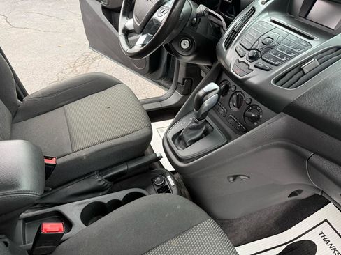Used 2018 Ford Transit Connect XL FWD image 21