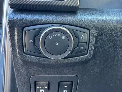 Used 2020 Ford F150 Raptor w/ Equipment Group 802A Luxury image 13