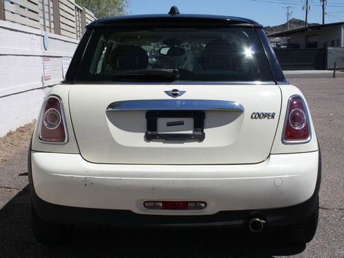 Used 2011 MINI Cooper Hardtop FWD image 5