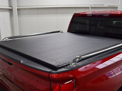 Used 2022 Chevrolet Silverado 1500 High Country image 16