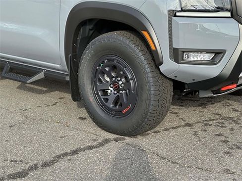 New 2026 Nissan Frontier PRO-4X w/ Pro-4x Convenience Package image 7