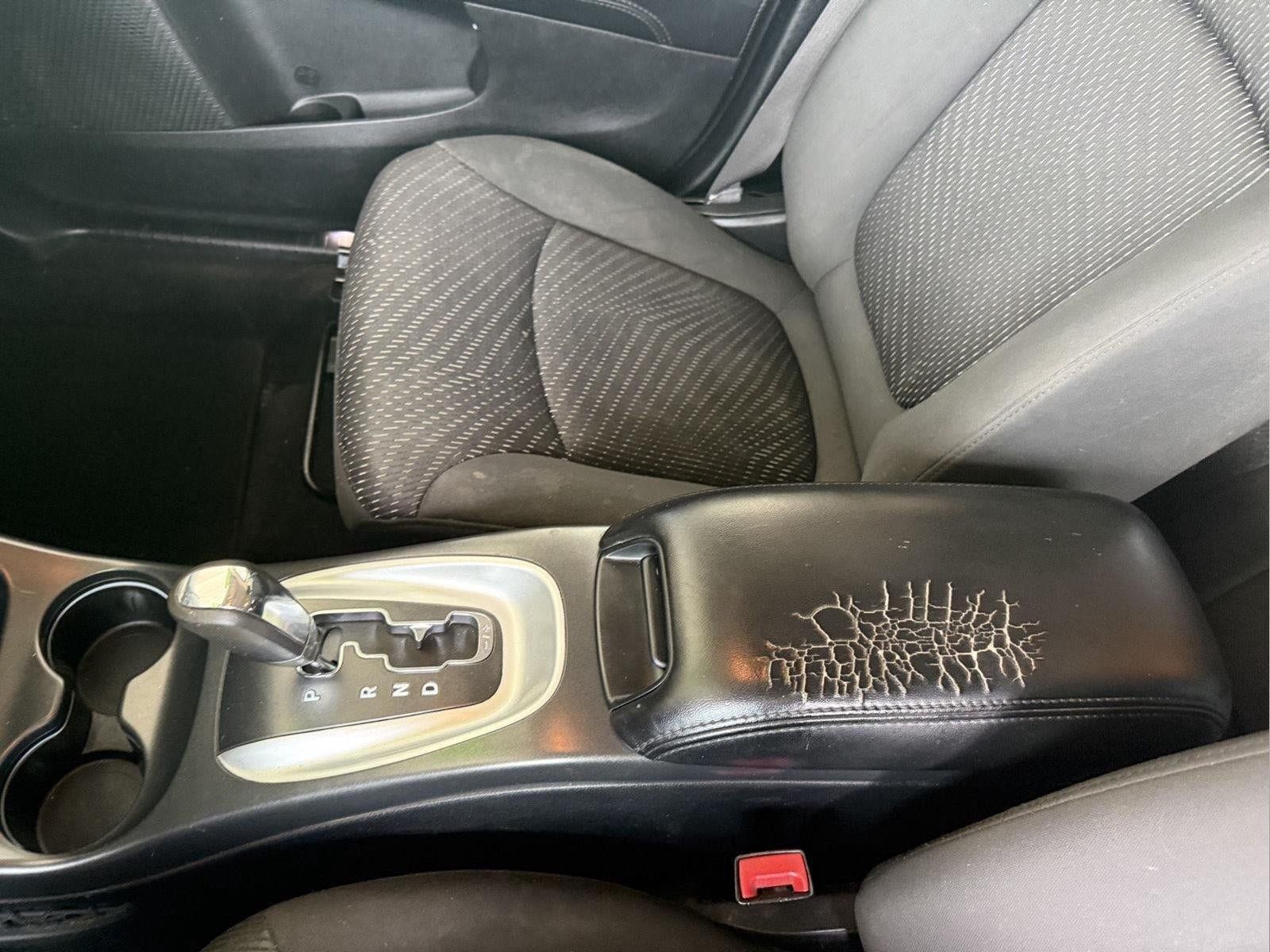 Used 2018 Dodge Journey SE w/ Blacktop Package FWD image 7