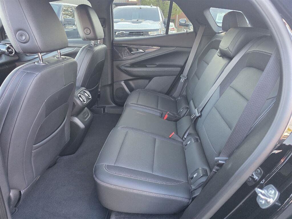 Used 2024 Chevrolet Blazer EV LT AWD/4WD image 10