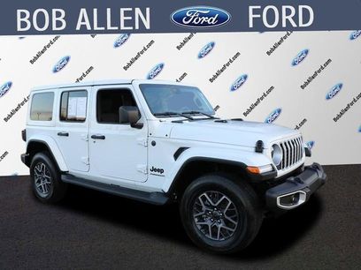 Used 2025 Jeep Wrangler Sahara