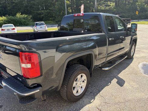 Used 2018 GMC Sierra 1500 SLE w/ SLE Value Package AWD/4WD image 6