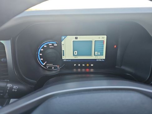 Used 2022 Ford Bronco Wildtrak image 16