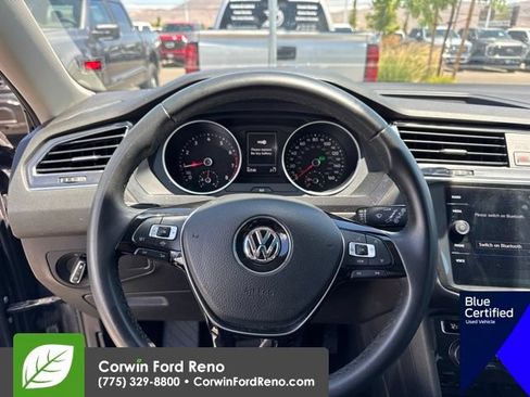 Used 2020 Volkswagen Tiguan SE w/ Panoramic Sunroof Package AWD/4WD image 16