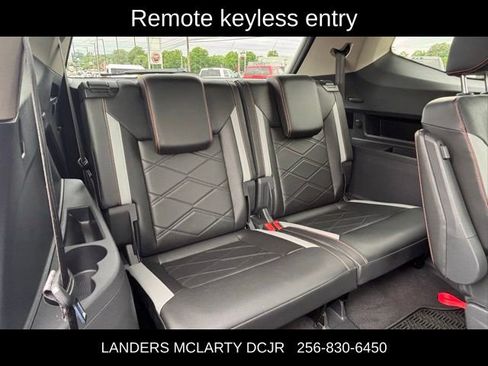 Used 2024 Volkswagen Atlas Peak Edition SE AWD/4WD image 16