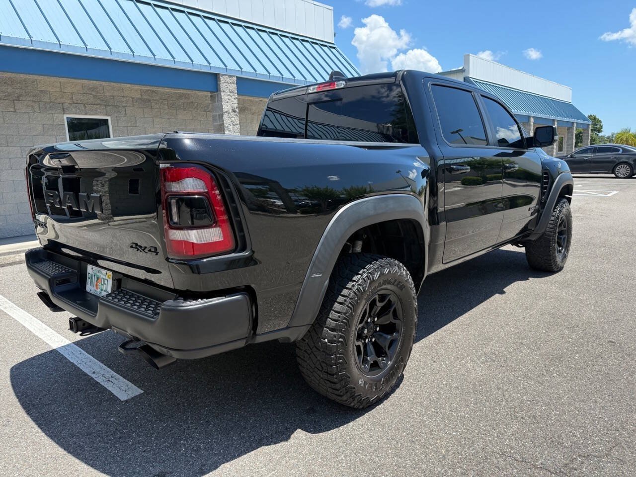 Used 2022 RAM 1500 TRX w/ TRX Level 1 Equipment Group AWD/4WD image 10