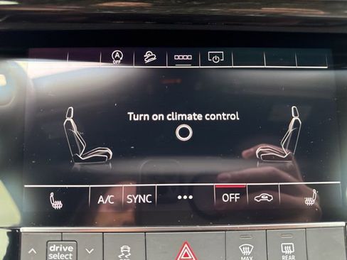 Used 2025 Audi Q7 3.0T Premium Plus image 23